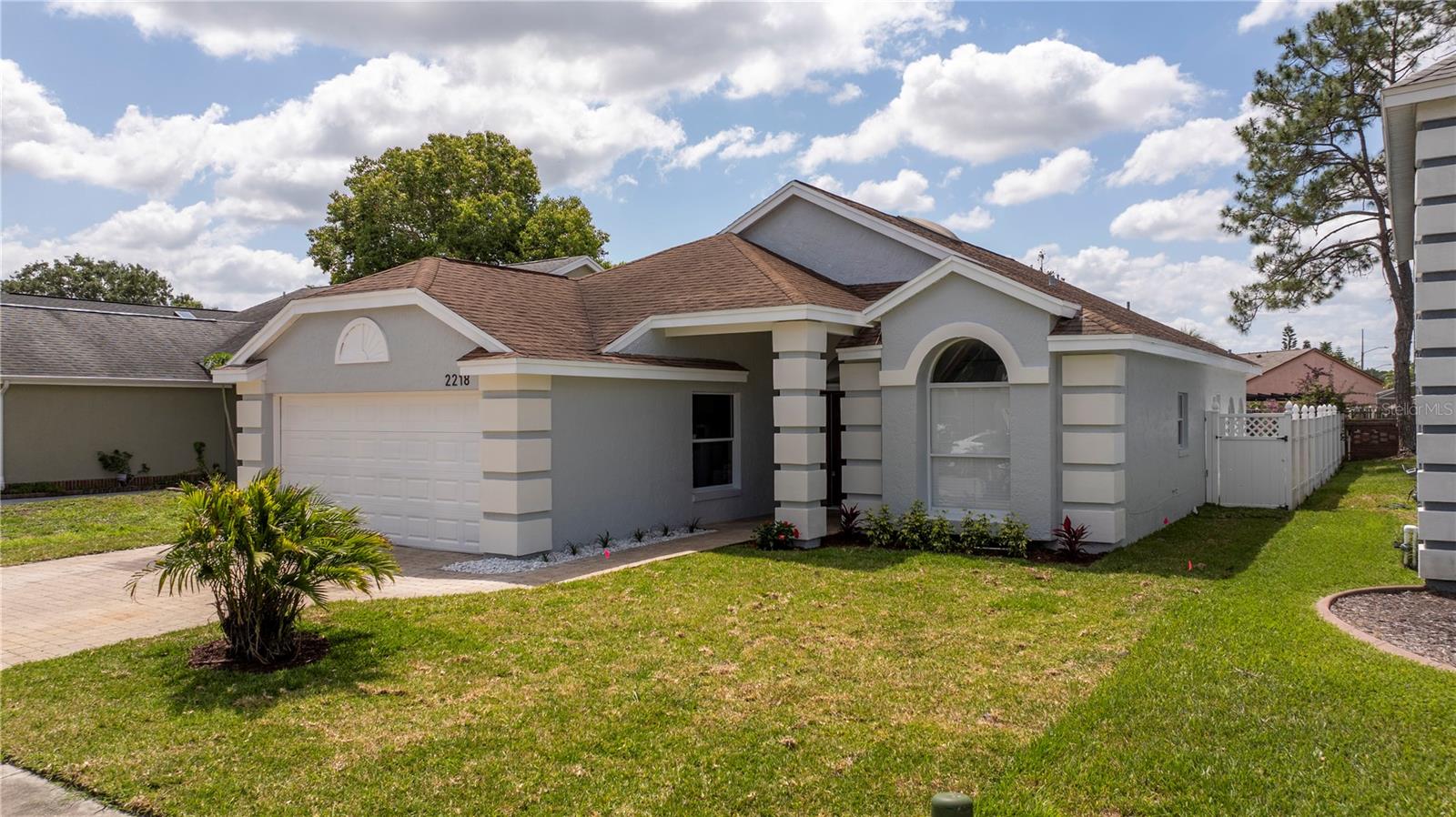 Hello Sunshine Realty LLC cover image