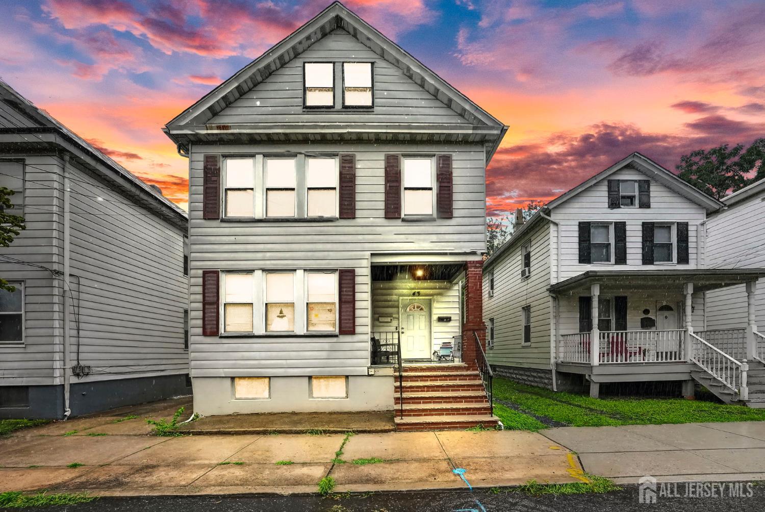 Tverdov Housing cover image