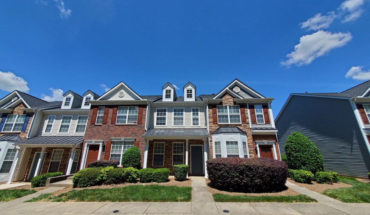MoveZen Property Management cover image