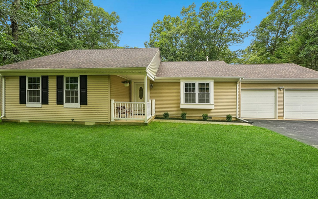 CENTURY 21 Preferred Realty cover image