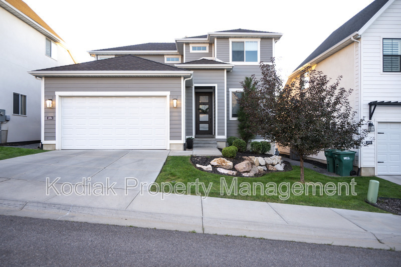 Kodiak Property Management LLC cover image